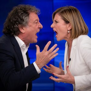 😲Iacch.etti-Berlin.guer, volano stracci: “No.n ve.ngo più, sei una gr.an.dis.. Altro…