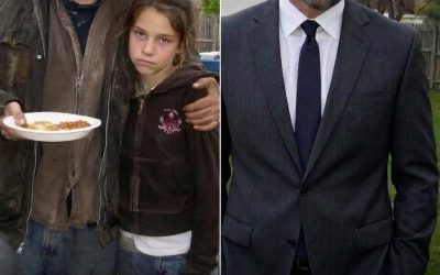 Mia madre preparava da mangiare per un senzatetto che viveva dietro casa nostra da vent’anni. Il giorno dopo il suo funerale, lui mi prese le mani e disse: “Prima di morire, mi ha IMPLORATO DI STARE IN SILENZIO”.  Ogni giorno a pranzo, la mamma preparava tre pasti.  I nostri rimanevano sul tavolo scheggiato della cucina.  Quello di Victor finiva in qualsiasi contenitore da asporto che ci capitasse a tiro. Viveva in un rifugio improvvisato dietro la nostra casa in affitto, e io lo detestavo per questo.  Non perché fosse un senzatetto. Anche noi eravamo poveri: le mie scarpe da ginnastica avevano i buchi riparati con il nastro adesivo e quell’inverno ci staccarono la corrente due volte. Ma la mamma trattava la sua fame come se contasse più della mia.  Una volta, sbottai: “Forse se smettessi di dare da mangiare agli sconosciuti, non vivremmo così”.  La mamma esplose.  “Non osare mai più dirlo!”.  Passarono gli anni. Me ne andai di casa. Io e la mamma litigavamo di meno, soprattutto perché avevo smesso di fare domande. Ma Victor continuò a vivere dietro casa nostra.  Poi si ammalò.  Il cancro la rese piccola. Silenziosa.  Due settimane prima di morire, mi afferrò il polso e sussurrò: “Promettimi che continuerai a dare da mangiare a Victor”.  Avrei voluto dirle di no. Ma non potevo mentirle.  Così, il giorno dopo il suo funerale, preparai a Victor la cena migliore che potei e andai a casa di mia madre.  Ma Victor non c’era.  Al suo posto, un SUV nero era parcheggiato sul marciapiede.  Accanto ad esso c’era un uomo con un cappotto costoso, ben rasato, che teneva in mano il vecchio medaglione d’argento di mia madre. Quello che diceva di aver perso quando avevo otto anni.  “Pensavo che non saresti venuto”, disse, con gli occhi pieni di lacrime.  “Victor?” chiesi, sconvolto.  Sorrise, ma era un sorriso incerto.  “Ho portato la cena”, dissi, con il cuore che mi batteva forte nel petto. «Ma Victor, cosa sta succedendo?»  I suoi occhi incontrarono i miei.  «Tua madre ti ha nascosto qualcosa», disse. «Prima di morire, mi ha implorato di stare in silenzio.»  Mi si gelò il sangue nelle vene.  «Cosa ti ha nascosto?» sussurrai. ⬇️