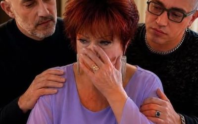 🙏 Le lacrime di Orietta Berti: il figlio Otis si è s.. Altro.