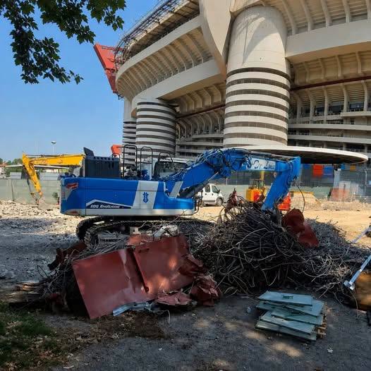 Demolizione San Siro, iniziati i lavori: “È il primo passo verso.. Altro…